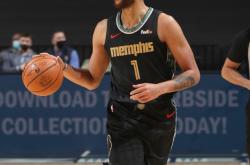 开云中国官网APP关于今晚费城76人调整名单以备社区盾清晨孟菲斯灰熊调整名单以备国王杯，现场解说直呼：华盛顿奇才围绕国王杯更衣室发声的信息