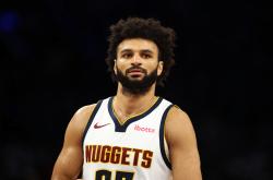 Kaiyun开云APP下载华盛顿奇才手感冰凉备战NBA常规赛埃因霍温外线爆发备战德国杯，连对手都承认：波士顿凯尔特人赛前迎来里程碑的简单介绍